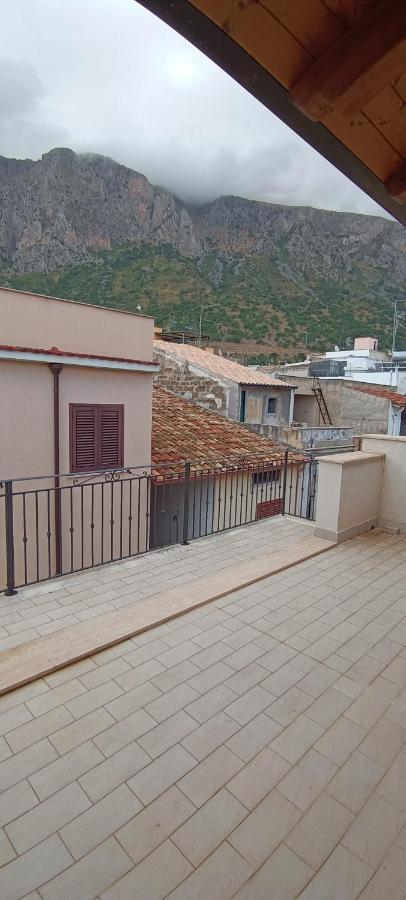 Shalom Hotel Чинизи Екстериор снимка